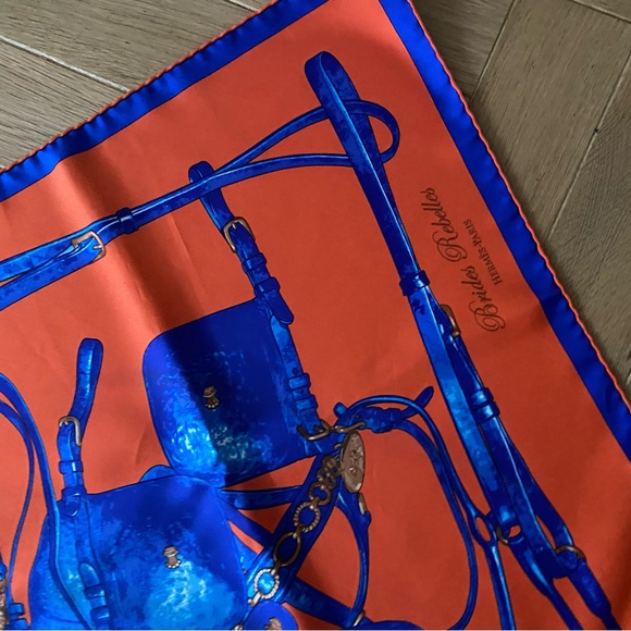 GORGEOUS HERMES BRIDES REBELLES SILK SCARF - Picture 4 of 5
